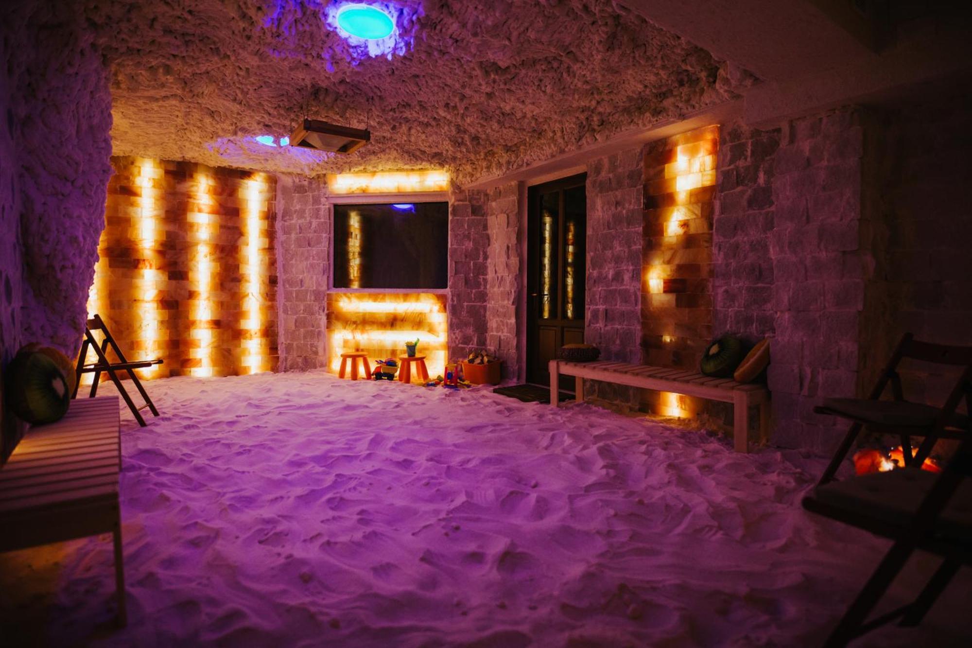 Lazar Pension & Restaurant Gheorgheni  Εξωτερικό φωτογραφία