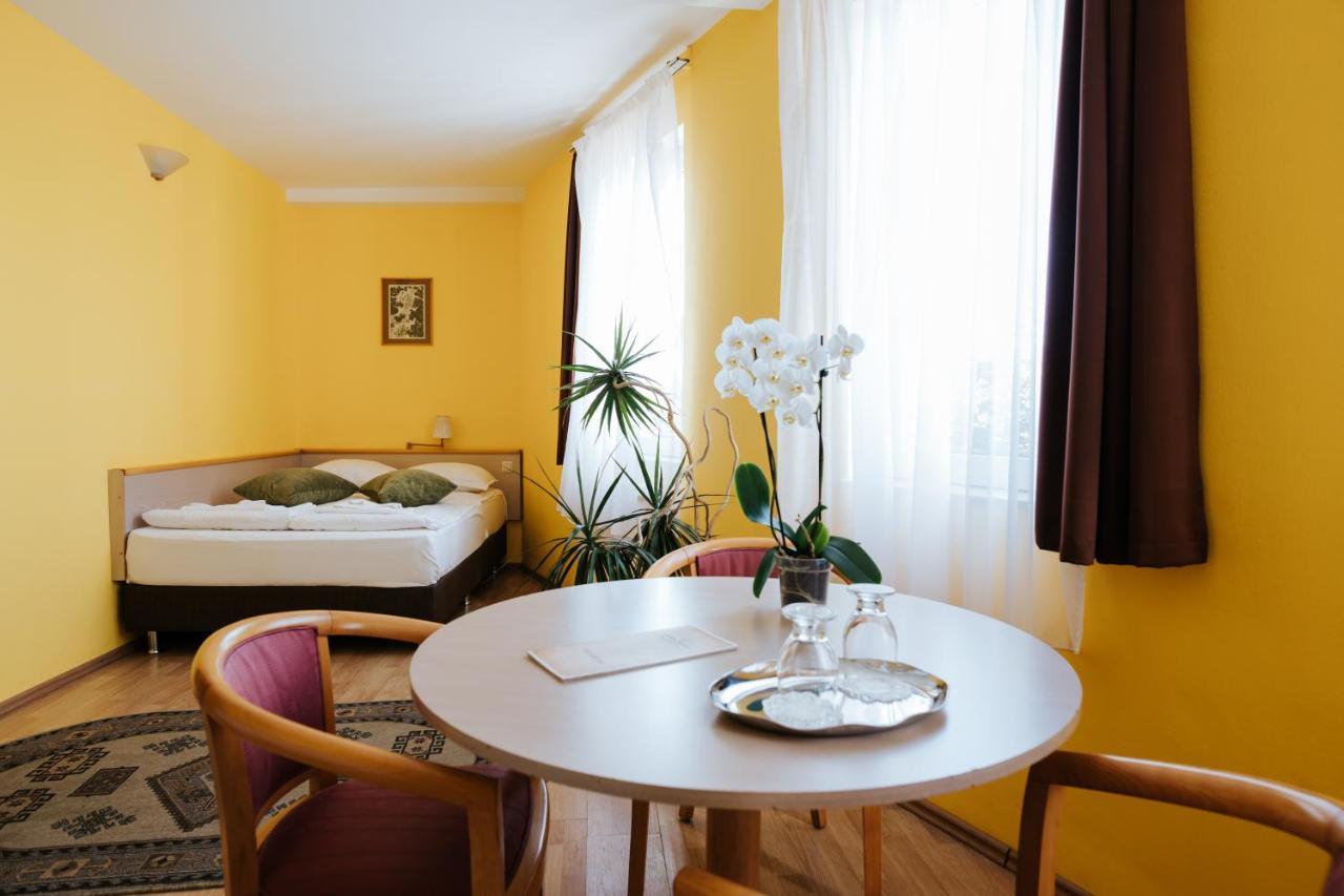 Lazar Pension & Restaurant Gheorgheni  Εξωτερικό φωτογραφία