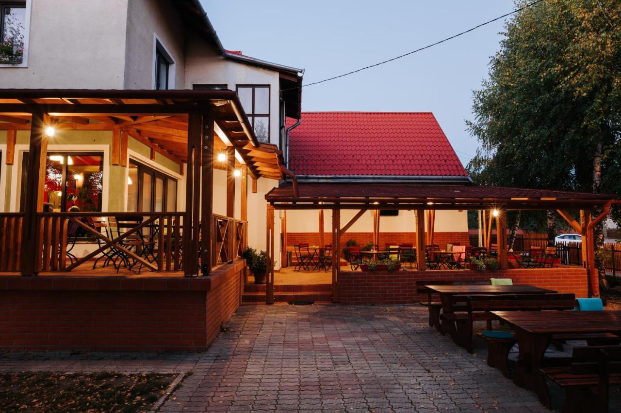 Lazar Pension & Restaurant Gheorgheni  Εξωτερικό φωτογραφία